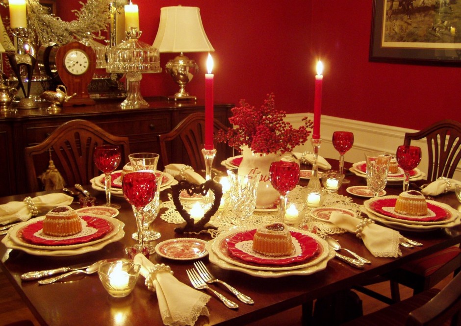 Gorgeous-Dining-Room-Design-Ideas-with-Candle-for-Valentine-Day