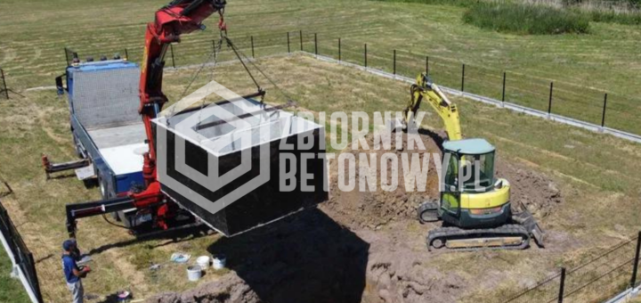 Szambo betonowe przygotowane do montażu przy firmie